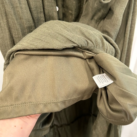 Olive Green Sleeveless Dress - Picture 7 of 7